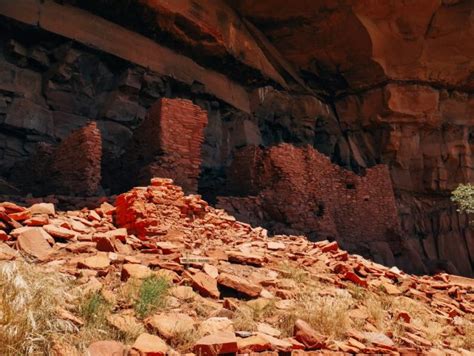 Visiting Honanki Heritage Site in Sedona - Compasses & Quests