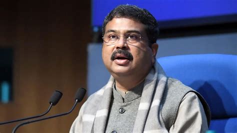 BJP-led NDA to secure more than 350 seats in 2024 LS polls: Pradhan ...