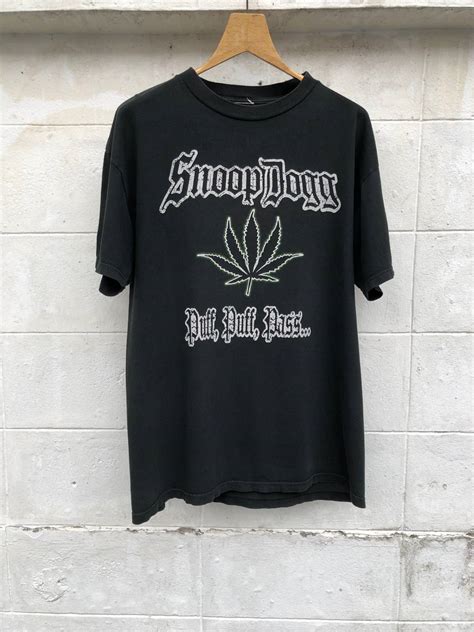 Vintage Vintage 2001 Snoop Dogg Puff Puff Pass Tour Tee | Grailed