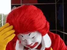 Ronald Mc Sad GIF - Ronald Mc Sad - Descubrir y compartir GIFs