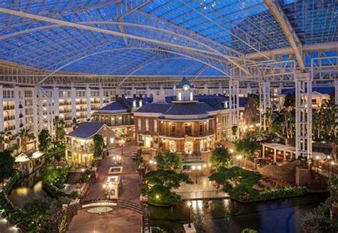 Gaylord Opryland Hotel Review – Nashville, TN