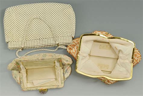 Lot 710: 8 Ladies Vintage Evening Bags plus 60" Necklace | Case Auctions