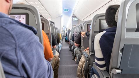 Why the aisle seat is better than the window seat - Wotif Insider