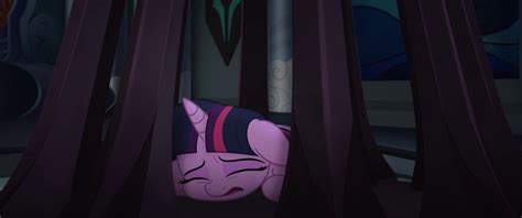 Image - Twilight lying powerless on the cage floor MLPTM.png | My Little Pony Friendship is ...