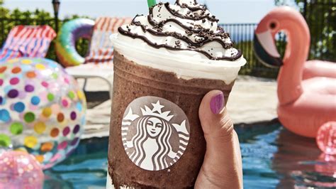 Starbucks' New Merch Is Giving Us Total Summer Vibes