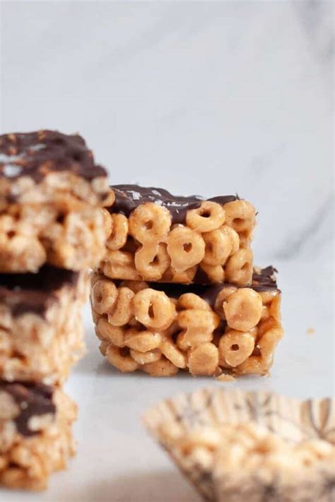 Healthy Cereal Bars with Chocolate - Erin Lives Whole