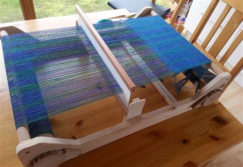 1000+ images about Weaving Looms on Pinterest | Loom knitting stitches, Potholders and Loom ...