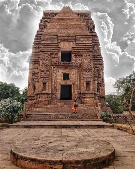 Teli Ka Mandir, Gwalior Fort Madhya Pradesh Built in 8th Century CE this temple is dedicated to ...