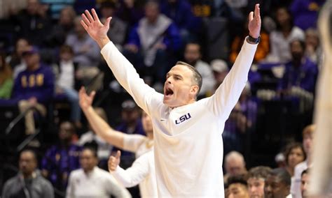 LSU Men’s Basketball: Tigers falls short against Texas A&M at home