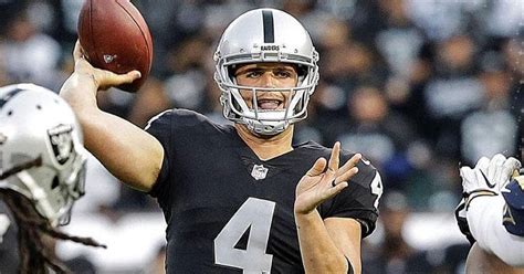 The 45+ Best Las Vegas Raiders Quarterbacks, Ranked By Fans