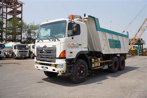 Hino 700 Series ZS 4041 6x4 Tipper Truck