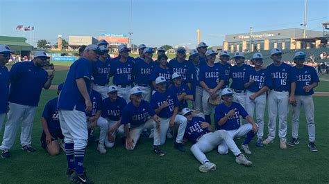 Barbers Hill High School wins 1st baseball state championship in school ...