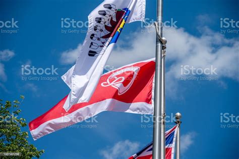 Calgary Flag Stock Photo - Download Image Now - Calgary, Canada ...