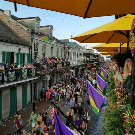 Mardi Gras Bourbon Street Balcony Party - YouTube