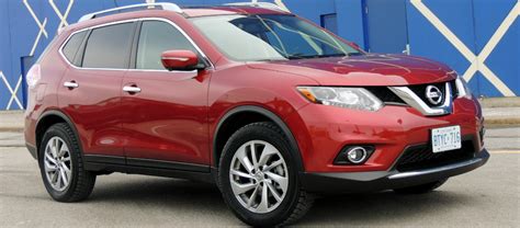 Nissan rogue safety ratings 2012