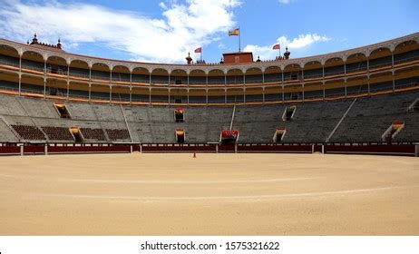 28,042 Bullring Stock Photos, Images & Photography | Shutterstock