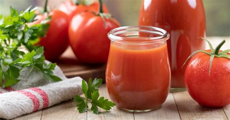 The Nutritional Benefits of Tomato Juice - Nutrition Advance