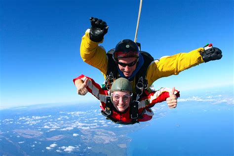 My First Skydive! Taupo - New Zealand - Discovering New Skies