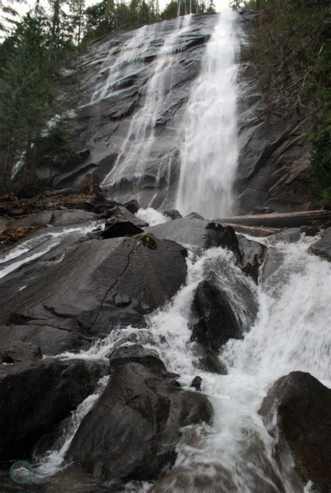 Bridal Veil Falls | Hiking Near Stevens Pass | Seattle Bloggers