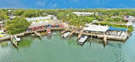 Find Key Largo restaurants, bars and dining options here at Fla-Keys ...