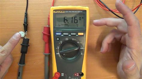 How To Use A Multimeter To Test A 220V Outlet / Test Light Wikipedia ...