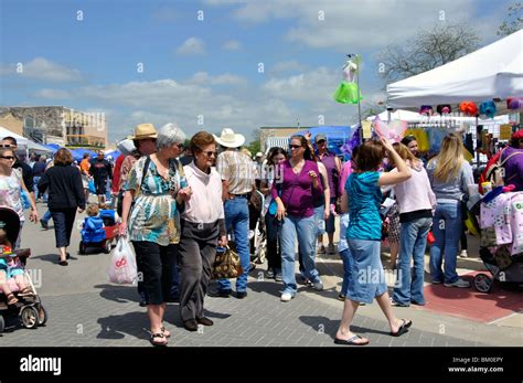 Bluebonnet Festival, Burnet, Texas, USA Stock Photo - Alamy