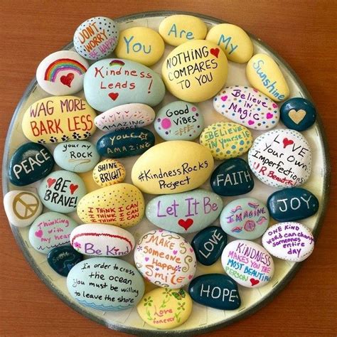 A great activity to do with your kids. | Rock crafts, Painted rocks diy, Painted rocks