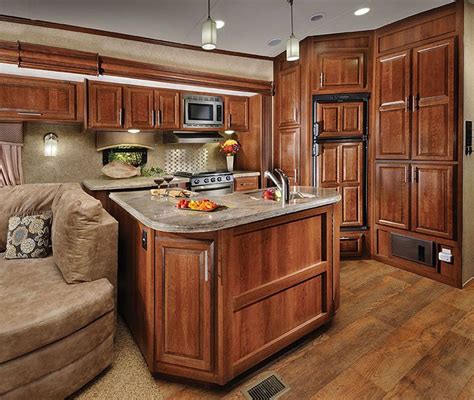 5th Wheel Campers With Rear Living Room - information online