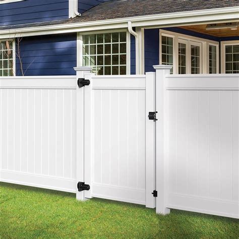 Freedom (Common: 5-ft x 4-ft; Actual: 4.83-ft x 3.83-ft) Emblem White Vinyl Flat-Top Vinyl Fence ...