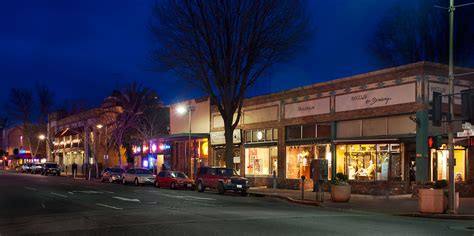 Downtown Chico at Night | The corner of 3rd and Broadway, do… | Flickr