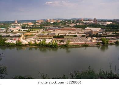 University Tennessee Campus Stock Photo 53138536 | Shutterstock