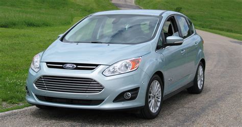 2016 Ford C-MAX Hybrid/Energi continues to excite