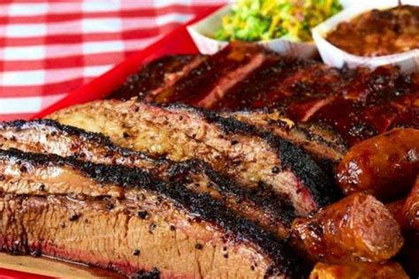 Hutchins BBQ: Dallas Restaurants Review - 10Best Experts and Tourist Reviews