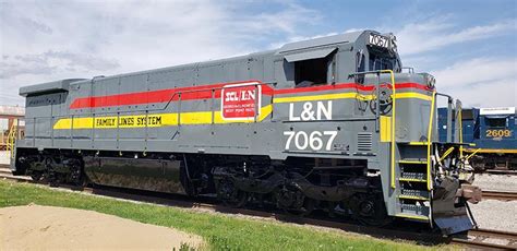 CSX cosmetically restores rare C30-7 diesel locomotive for Kentucky Steam Heritage - Diesel Era