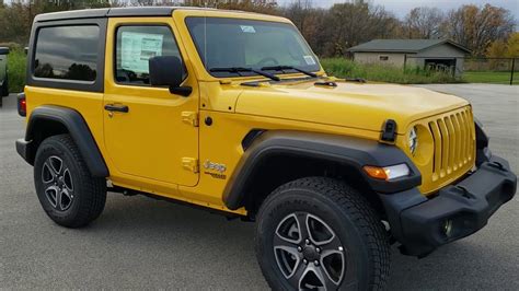 BRAND NEW 2020 JEEP WRANGLER 2 DOOR SPORT S HELLAYELLA YELLOW OVERVIEW WALK AROUND EASTER EGG ...