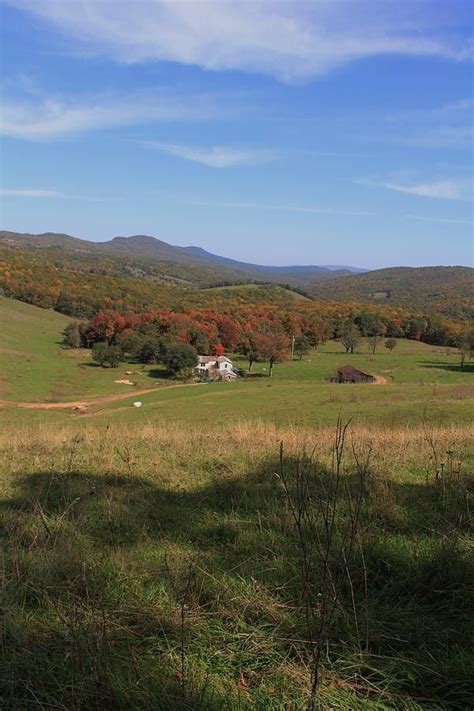 West Virginia Home by Frank Wickham in 2021 | Virginia homes, West virginia, West virginia pictures