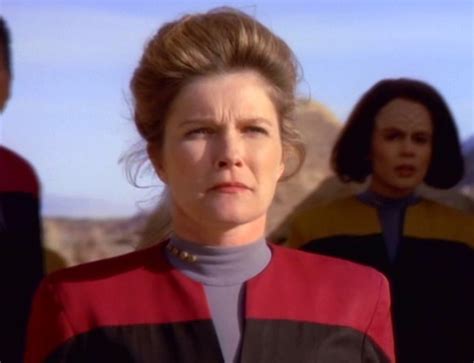 Star Trek: Voyager Rewatch: “Basics, Part I” | Tor.com