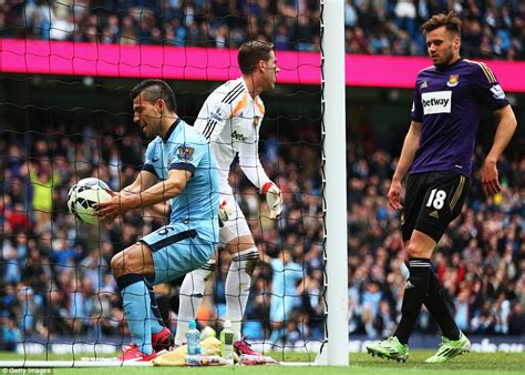 Manchester City 2-0 West Ham: Sergio Aguero steers champions back on ...