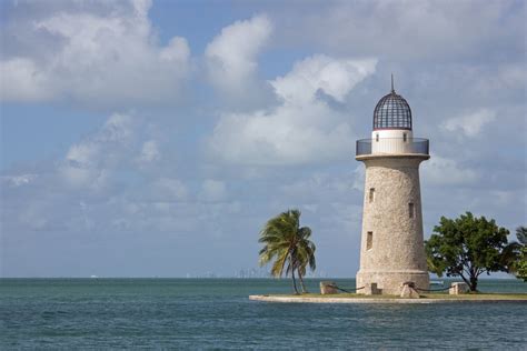 Lighthouse on Boca Chita Key Free Photo Download | FreeImages