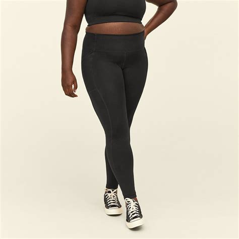 The 7 Best Compression Leggings, According to Editors