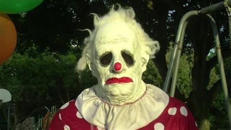 Anderson: Wrinkles, the creepy clown hiding under the bed