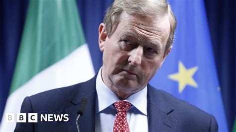 Fine Gael ministers set to bid to succeed Enda Kenny - BBC News