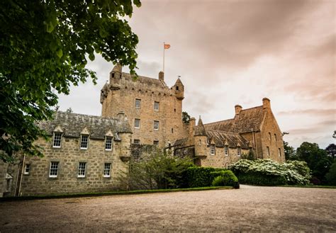 Cawdor Castle - Cawdor Castle - A five star visitor attraction near Nairn in the Scottish Highlands.