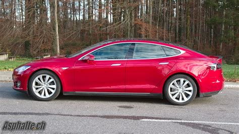 Driven: Tesla Model S P85+ – Asphalte.ch