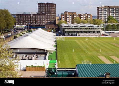 Lords cricket pavilion hi-res stock photography and images - Alamy