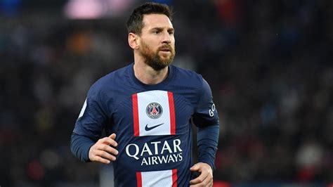 Lionel Messi's latest knee-trembling wonderstrike shows he's the GOAT