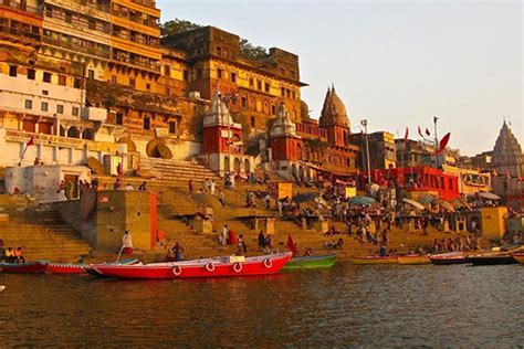 Top 10 Beautiful Temples to Visit in Uttar Pradesh | Shrine Yatra