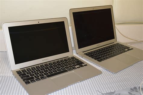 Jelly Q: Macbook Air (Mid 2013) unboxing / Macbook air 11" & 13" size ...