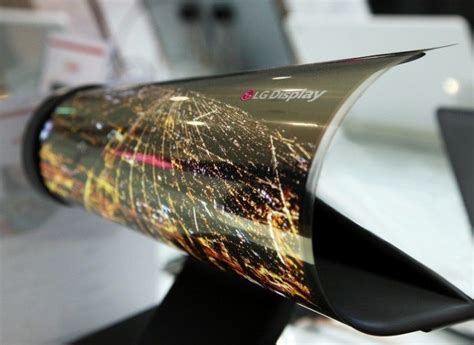 CES 2016 hype begins with 18-inch foldable LG TV screen