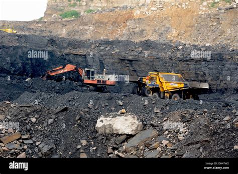 Coal mine in Jharkhand India Stock Photo, Royalty Free Image: 62174254 - Alamy